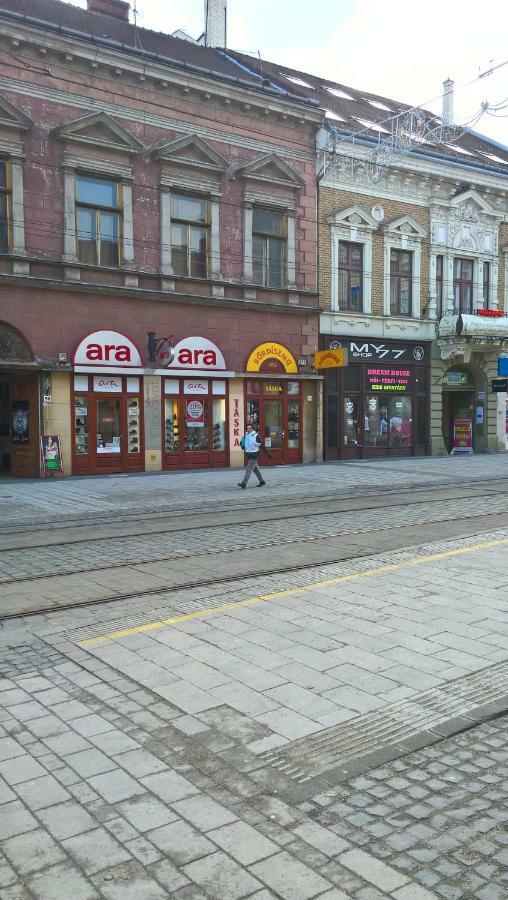 Szechenyi Apartman Miskolc Belvarosban エクステリア 写真